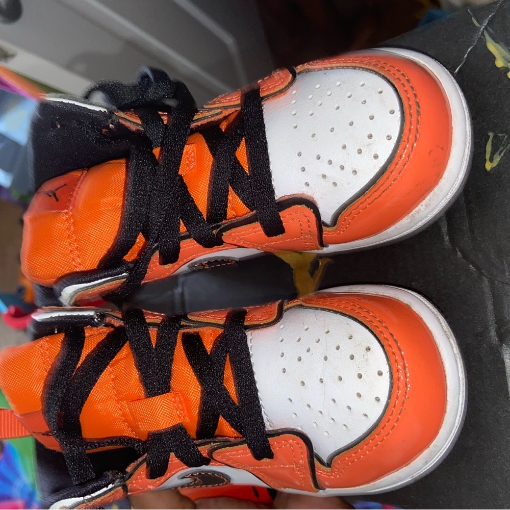 Nike high top ones